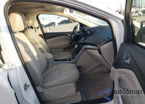 2015 Ford Escape Se z USA, uszkodzony, nr VIN 1FMCU0G95FUC43385